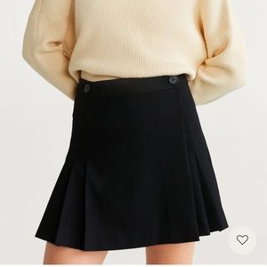 Mango Pleated Hem Mini Skirt